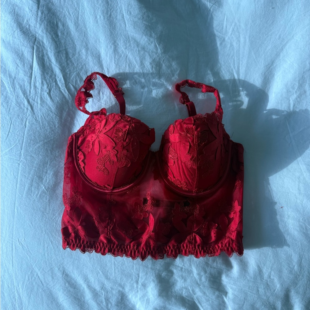 Victoria's Secret Red Lace Bra 32D